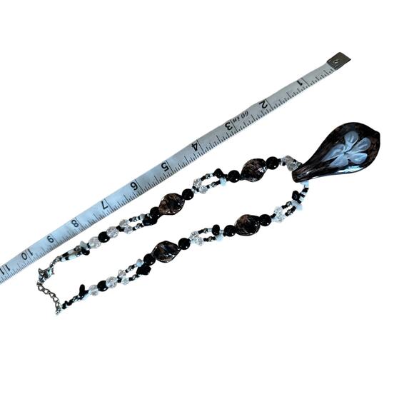 Blown Glass Hippie Boho Flower Beaded Necklace - Picture 5 of 6